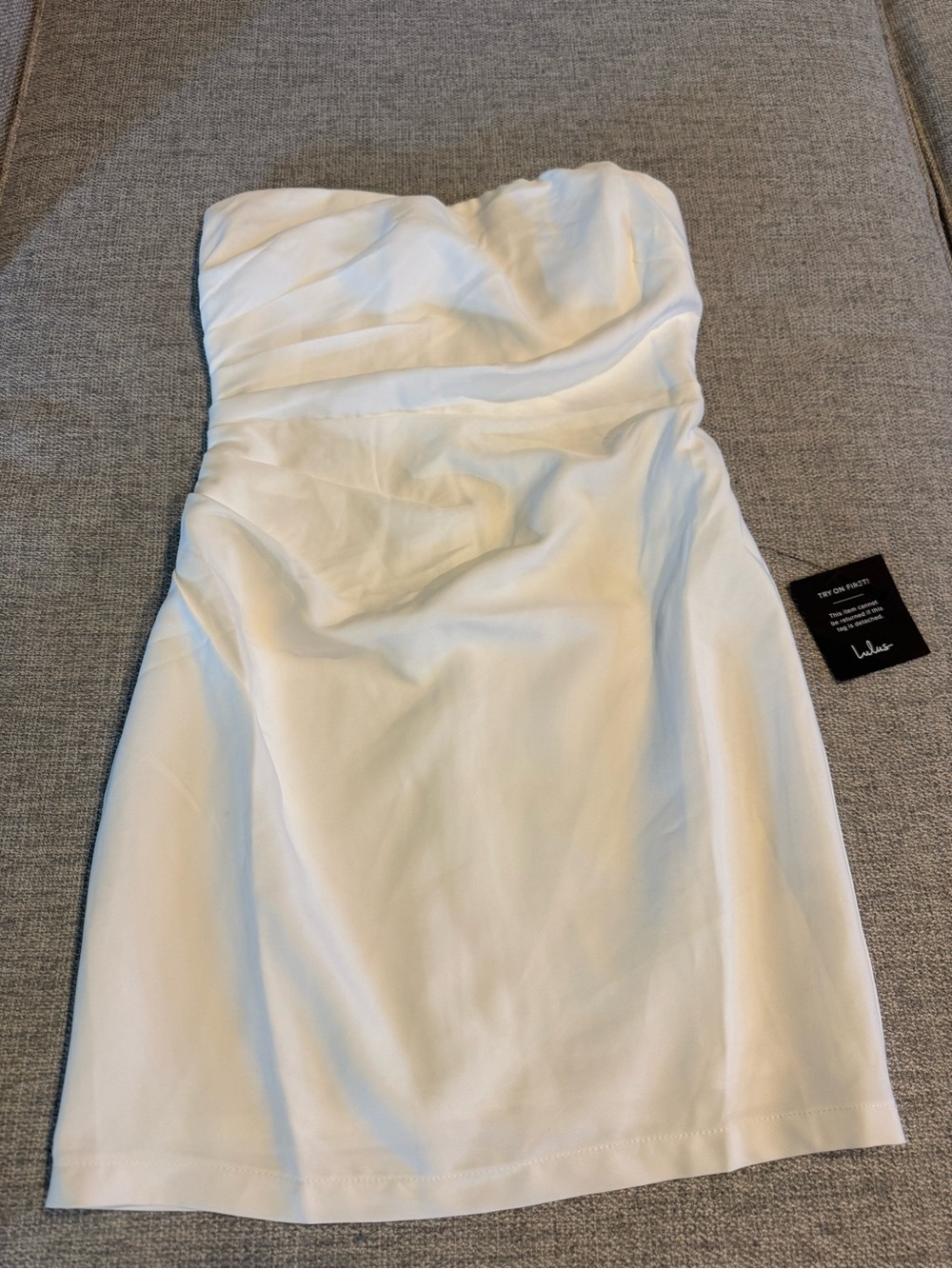 NWT. Lulus Strapless Sweetheart White Dress Size Small